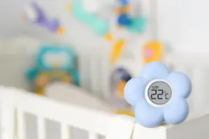 safe room temperature for baby sleep