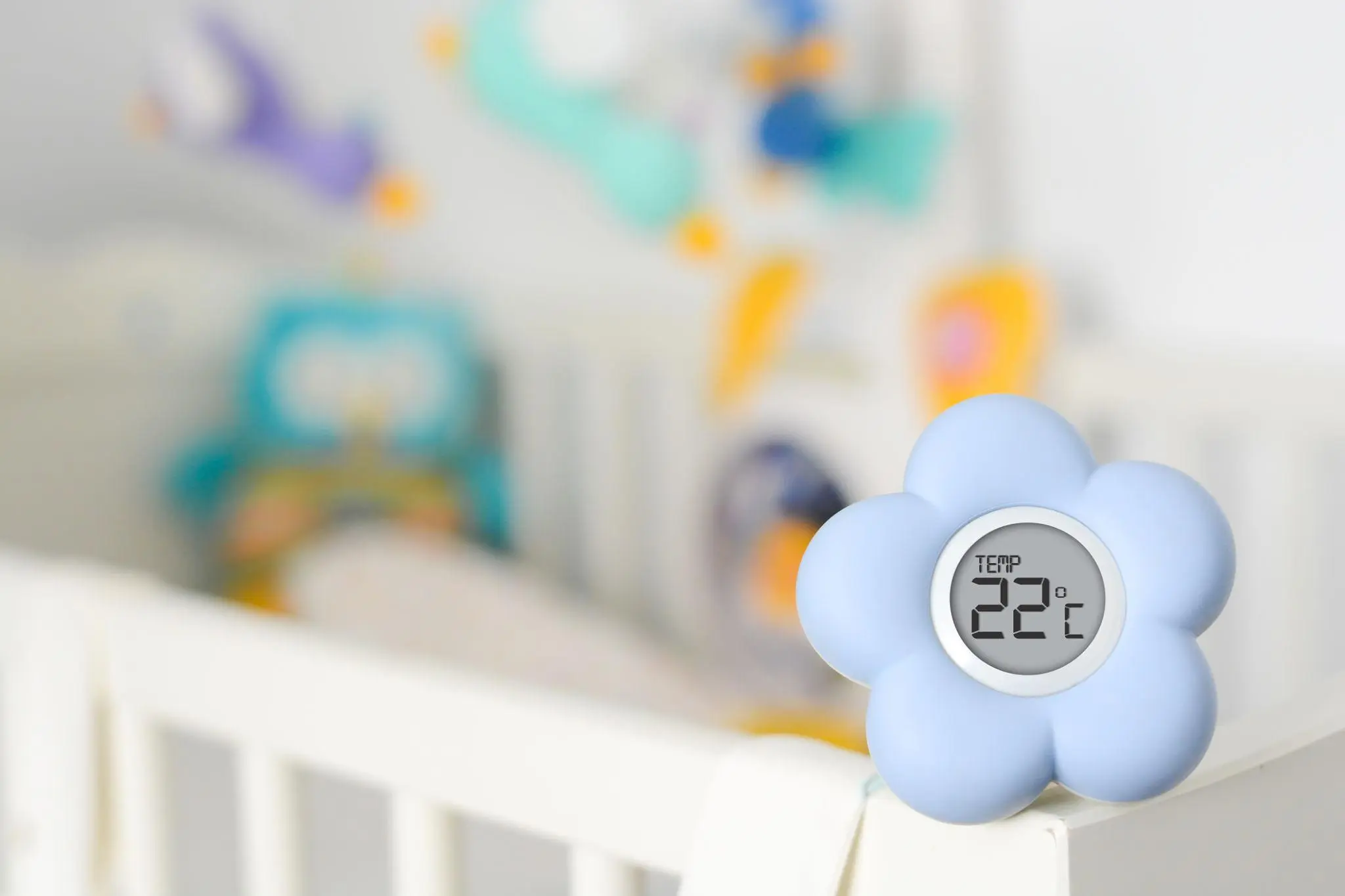 safe room temperature for baby sleep